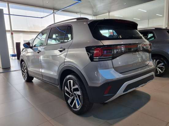 VOLKSWAGEN-T-CROSS-2026