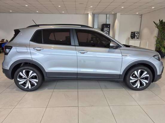 VOLKSWAGEN-T-CROSS-1.0 200 TSI TOTAL FLEX COMFORTLINE AUTOMÁTICO VOLKSWAGEN-T-CROSS-2023