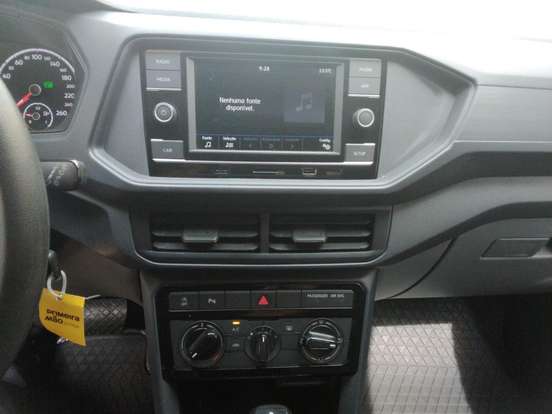 VOLKSWAGEN-T-CROSS-2023