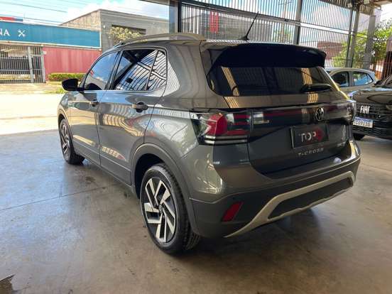 VOLKSWAGEN-T-CROSS-1.4 250 TSI TOTAL FLEX HIGHLINE AUTOMÁTICO VOLKSWAGEN-T-CROSS-2024