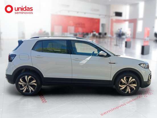 VOLKSWAGEN-T-CROSS-2024