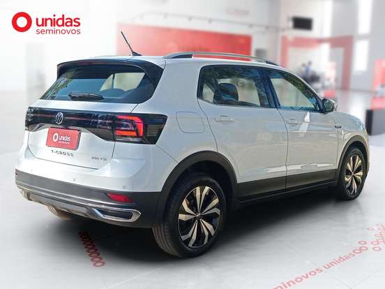 VOLKSWAGEN-T-CROSS-2024