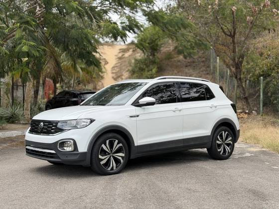 VOLKSWAGEN T-CROSS 1.4 250 TSI TOTAL FLEX HIGHLINE AUTOMÁTICO