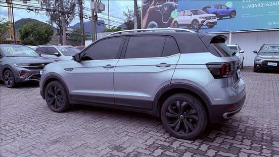 VOLKSWAGEN-T-CROSS-2024