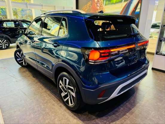 VOLKSWAGEN-T-CROSS-2026