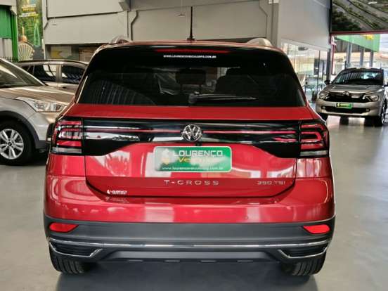 VOLKSWAGEN-T-CROSS-2022
