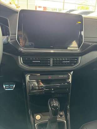 VOLKSWAGEN-T-CROSS-2026
