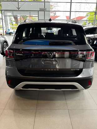 VOLKSWAGEN-T-CROSS-2026