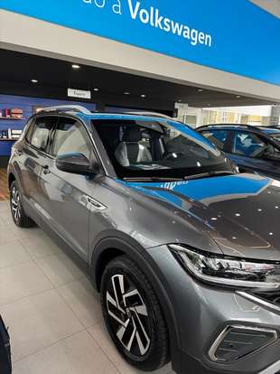 VOLKSWAGEN-T-CROSS-2026