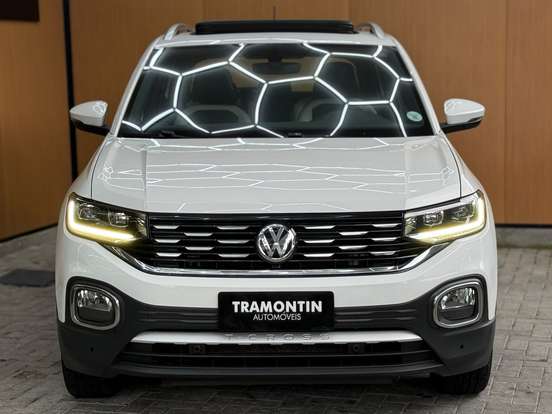 VOLKSWAGEN-T-CROSS-1.4 250 TSI TOTAL FLEX HIGHLINE AUTOMÁTICO VOLKSWAGEN-T-CROSS-2020