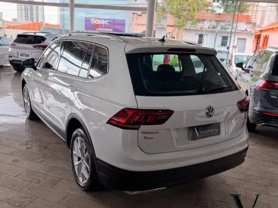 VOLKSWAGEN-TIGUAN-1.4 250 TSI TOTAL FLEX ALLSPACE COMFORTLINE TIPTRONIC VOLKSWAGEN-TIGUAN-2019
