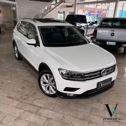 VOLKSWAGEN-TIGUAN-2019