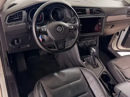 VOLKSWAGEN-TIGUAN-1.4 250 TSI TOTAL FLEX ALLSPACE COMFORTLINE TIPTRONIC VOLKSWAGEN-TIGUAN-2019