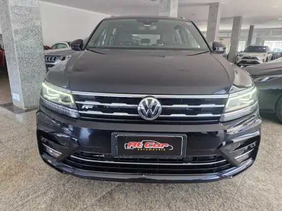 VOLKSWAGEN-TIGUAN-2019