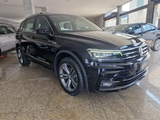 VOLKSWAGEN-TIGUAN-2019