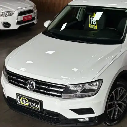 VOLKSWAGEN-TIGUAN-2018