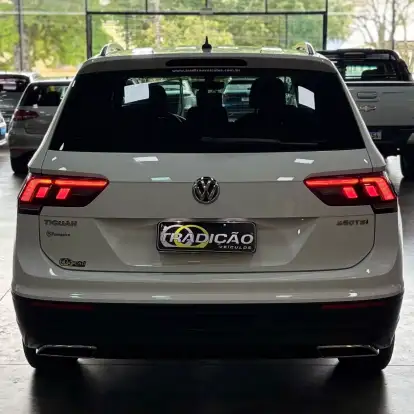 VOLKSWAGEN-TIGUAN-2018