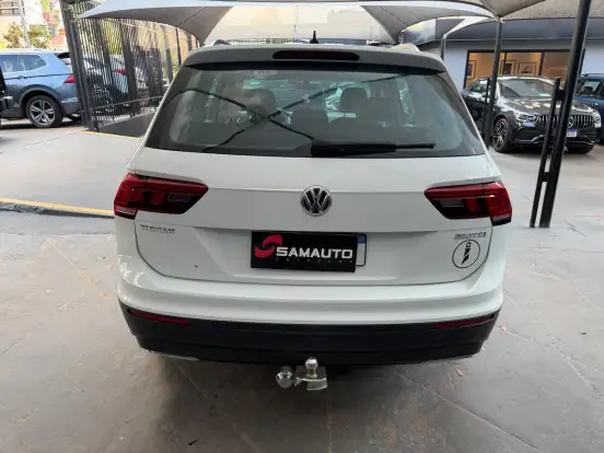 VOLKSWAGEN-TIGUAN-2018