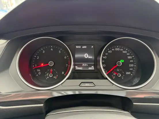 VOLKSWAGEN-TIGUAN-2019