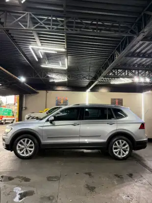VOLKSWAGEN-TIGUAN-2019