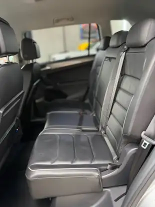 VOLKSWAGEN-TIGUAN-2019