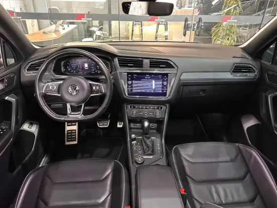 VOLKSWAGEN-TIGUAN-2020