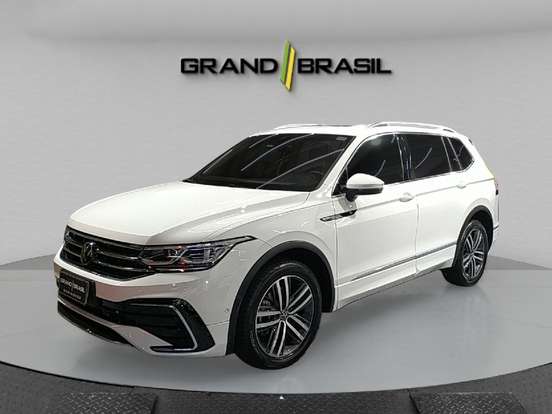 VOLKSWAGEN-TIGUAN-2023