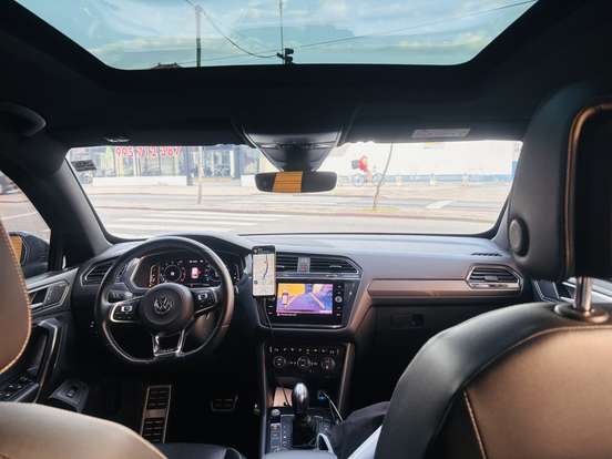 VOLKSWAGEN-TIGUAN-2021