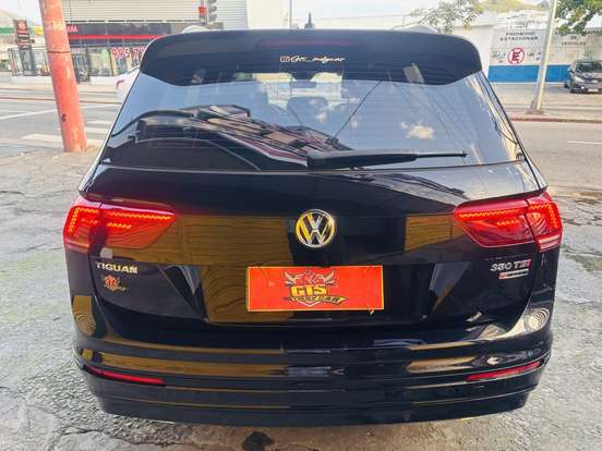 VOLKSWAGEN-TIGUAN-2021