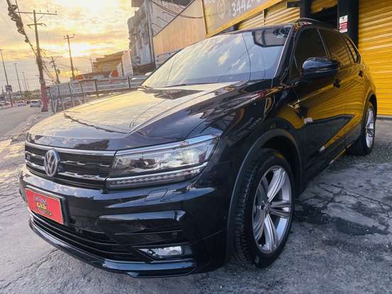VOLKSWAGEN-TIGUAN-2021
