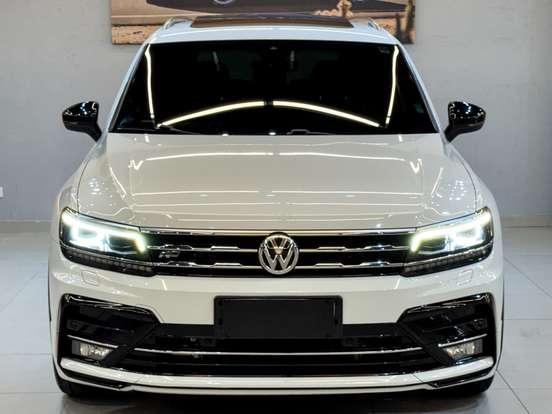 VOLKSWAGEN-TIGUAN-2019