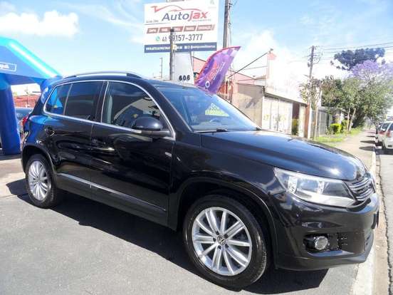 VOLKSWAGEN-TIGUAN-2013