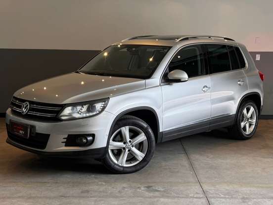 VOLKSWAGEN-TIGUAN-2.0 TSI 16V TURBO GASOLINA 4P TIPTRONIC VOLKSWAGEN-TIGUAN-2011
