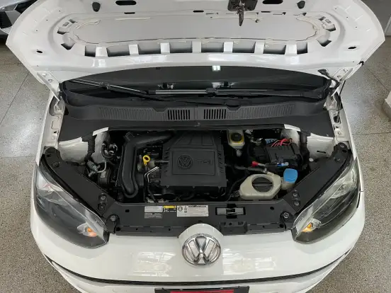 VOLKSWAGEN-UP-2016