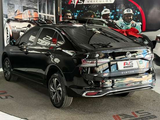VOLKSWAGEN-VIRTUS-2023