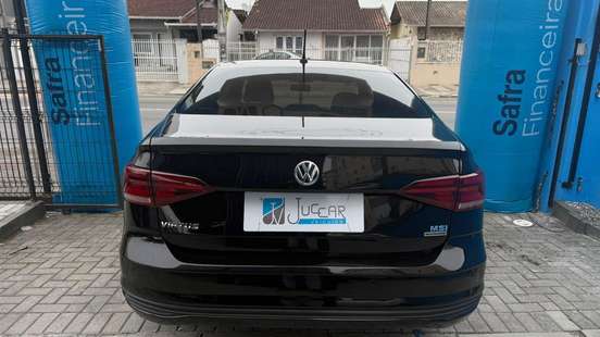 VOLKSWAGEN-VIRTUS-2021
