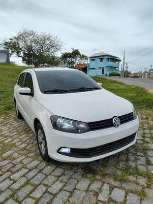 VOLKSWAGEN-GOL-2015