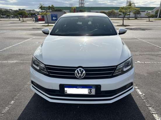 VOLKSWAGEN-JETTA-2.0 TSI HIGHLINE 211CV GASOLINA 4P TIPTRONIC VOLKSWAGEN-JETTA-2015
