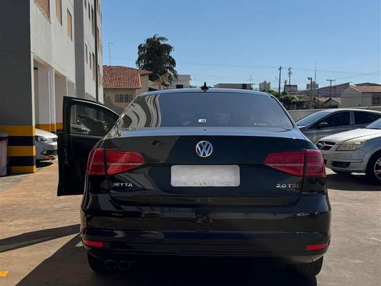 VOLKSWAGEN-JETTA-2.0 TSI HIGHLINE 211CV GASOLINA 4P TIPTRONIC VOLKSWAGEN-JETTA-2017