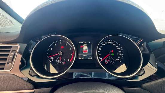VOLKSWAGEN-JETTA-2017