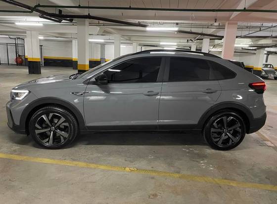 VOLKSWAGEN NIVUS 1.0 200 TSI TOTAL FLEX HIGHLINE AUTOMÁTICO