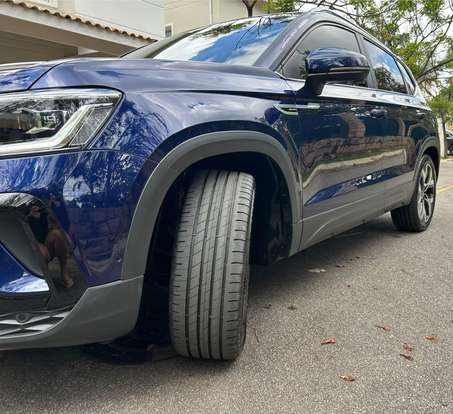 VOLKSWAGEN-TAOS-2024