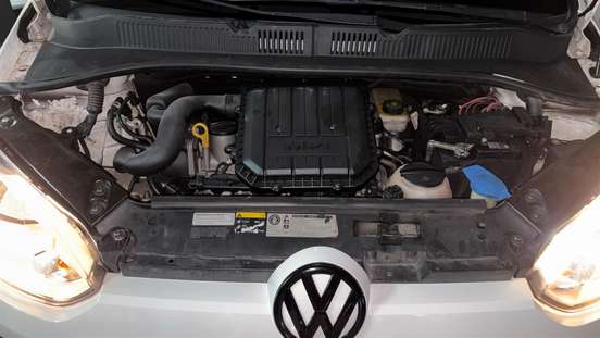 VOLKSWAGEN-UP-1.0 MPI RBW 12V FLEX 4P AUTOMATIZADO VOLKSWAGEN-UP-2014