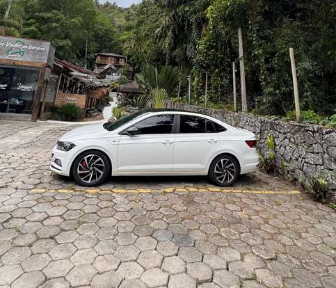 VOLKSWAGEN-VIRTUS-2021