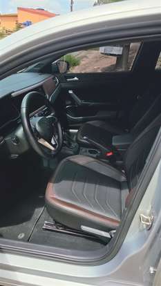 VOLKSWAGEN-VIRTUS-2023