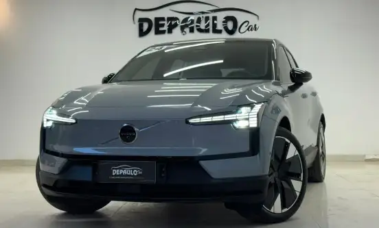 VOLVO-EX30-2024