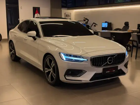 VOLVO-S60-2019