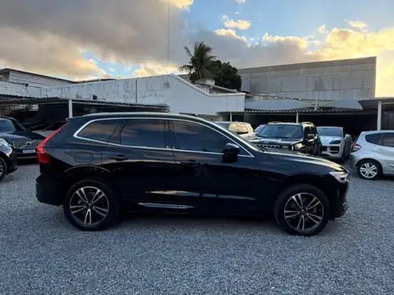 VOLVO-XC60-2.0 T5 GASOLINA MOMENTUM AWD GEARTRONIC VOLVO-XC60-2020