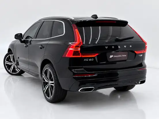 VOLVO-XC60-2018