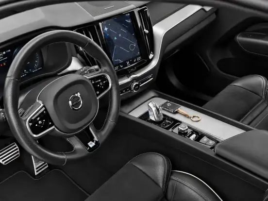 VOLVO-XC60-2.0 T8 HYBRID R-DESIGN AWD GEARTRONIC VOLVO-XC60-2018